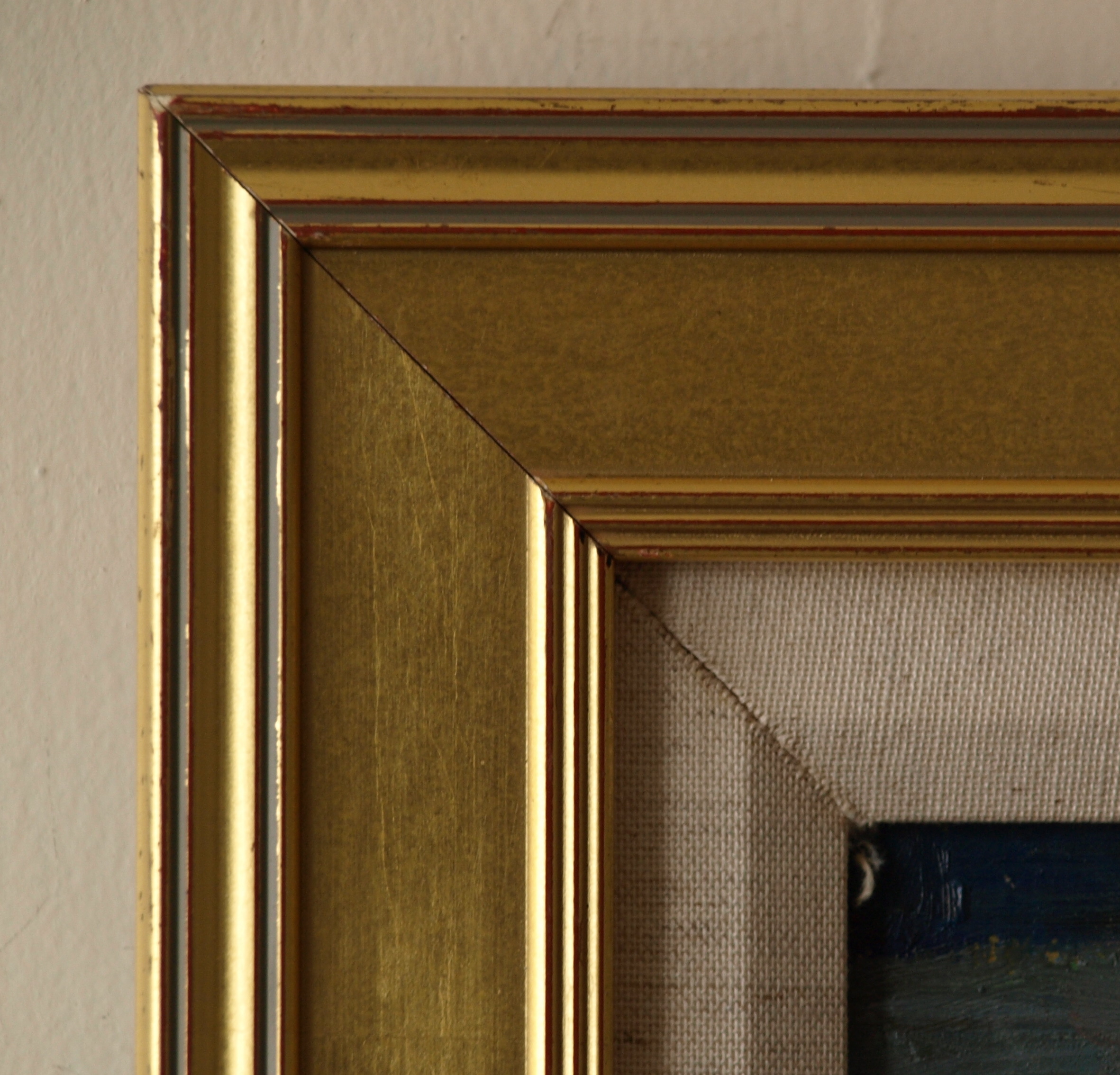 Gold Frame - Thick Outside Ribbing